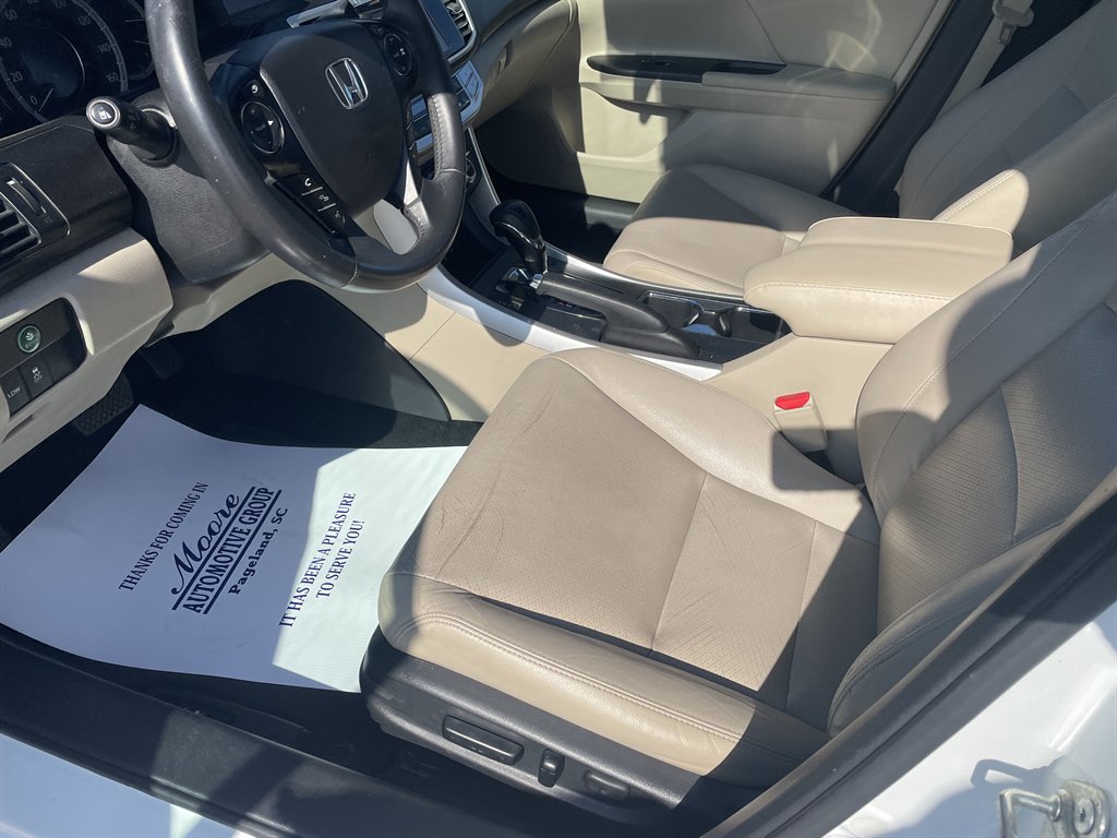 2015 Honda Accord Touring - Photo 10
