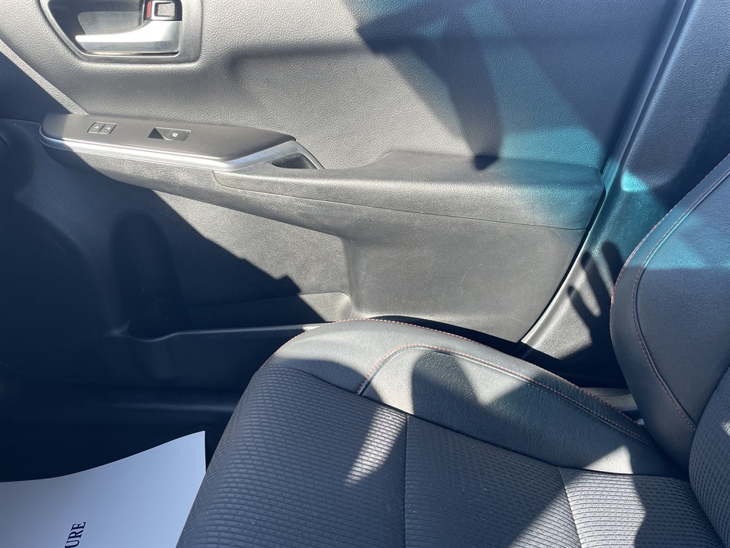 2017 Toyota Camry SE - Photo 22