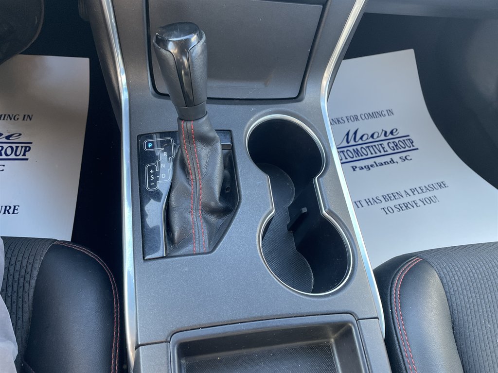 2017 Toyota Camry SE - Photo 20