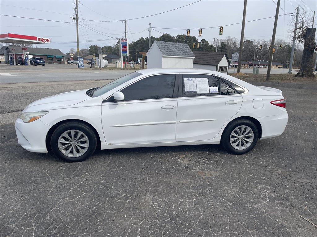 2015 Toyota Camry LE