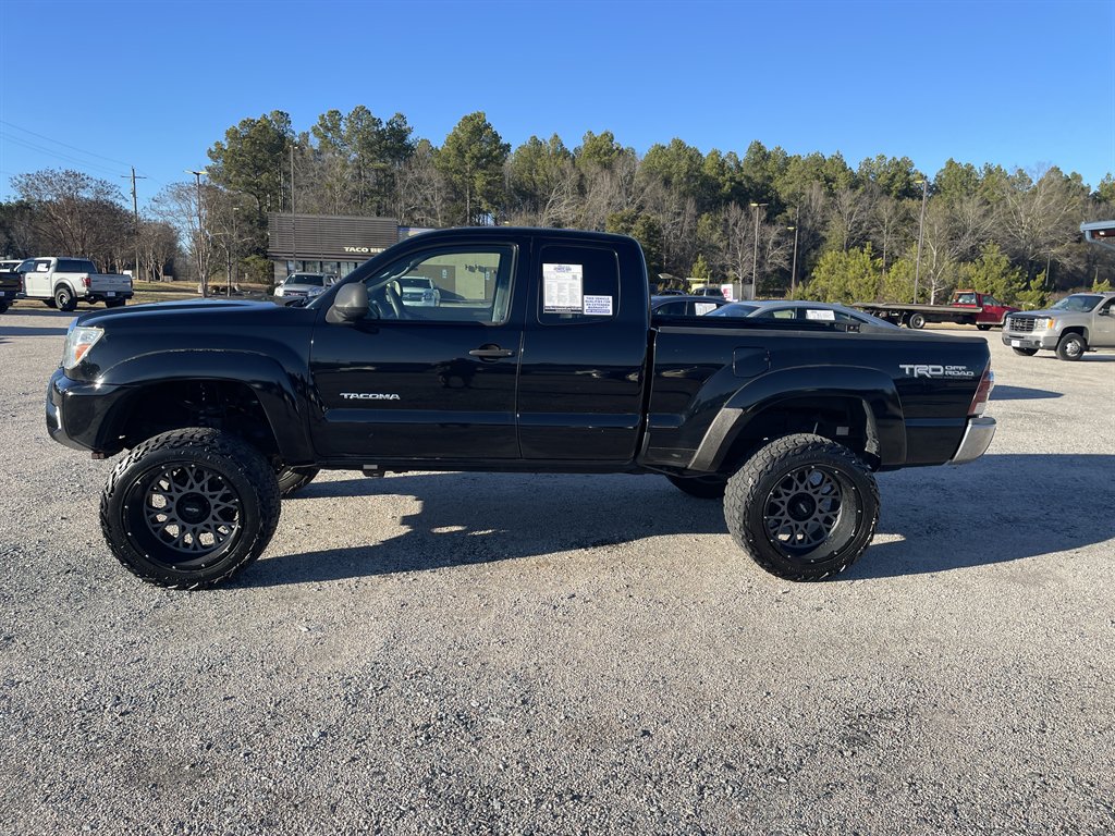 2013 Toyota Tacoma Base